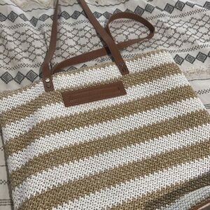 NWOT Thirty One Around Town Bag with matching accessory bag.